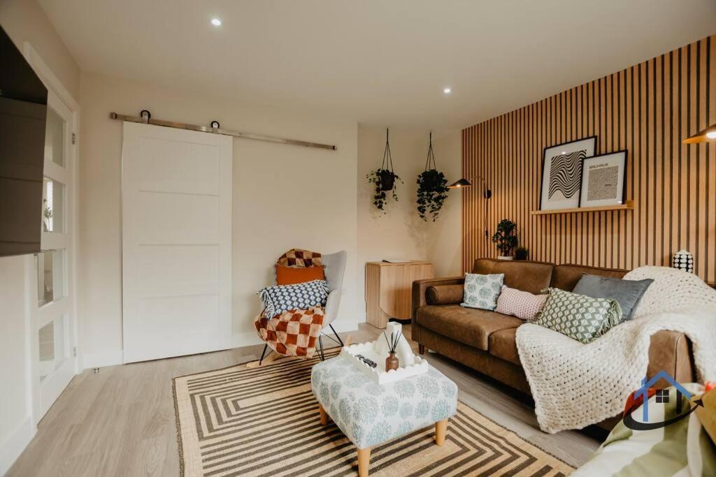 Palmer House Ground Floor With Garden Near Castle And Legoland Уиндзор Екстериор снимка