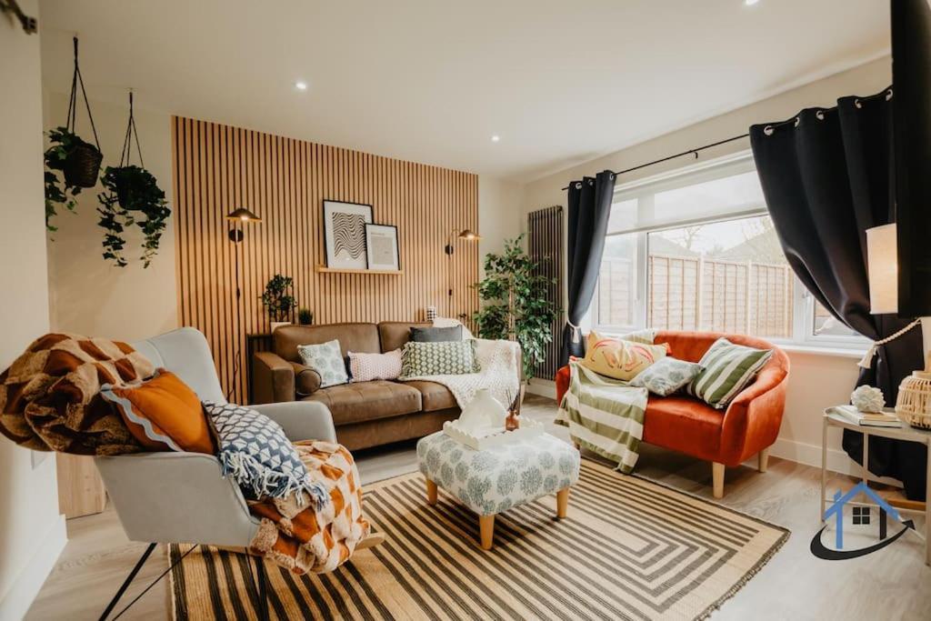 Palmer House Ground Floor With Garden Near Castle And Legoland Уиндзор Екстериор снимка