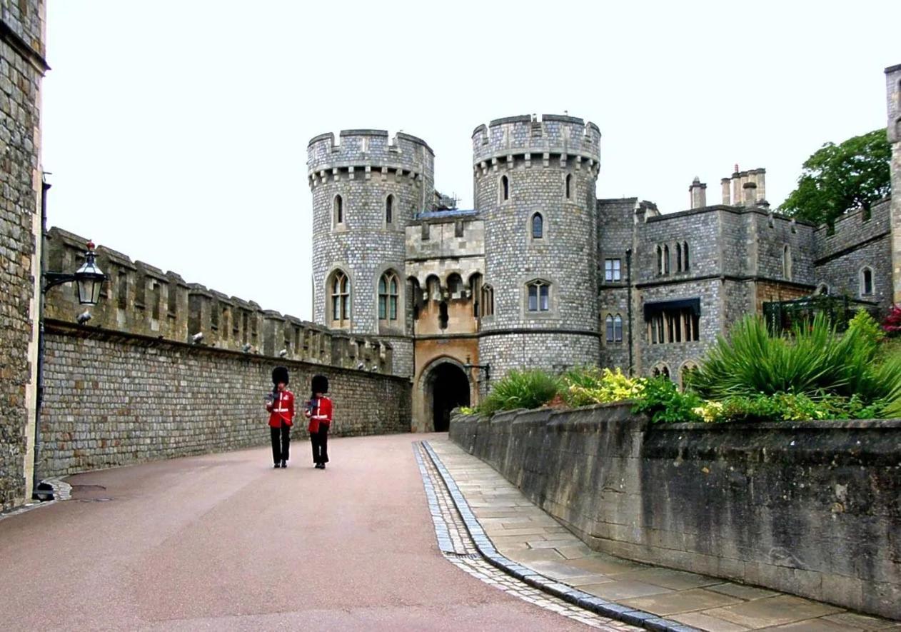Palmer House Ground Floor With Garden Near Castle And Legoland Уиндзор Екстериор снимка